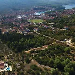2 Bedroom In Vikendica Stari Grad (Hvar)