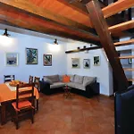 Vikendica 2 Bedroom In Stari Grad (Hvar)