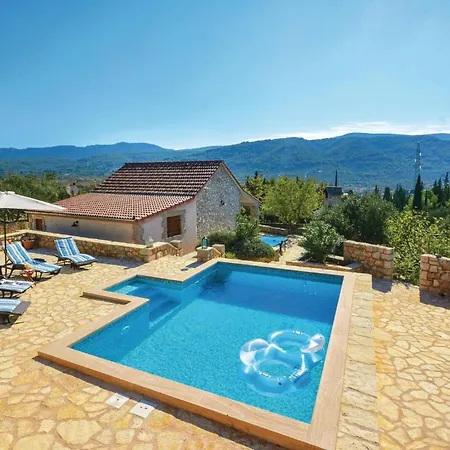 Lovely In * Stari Grad (Hvar)