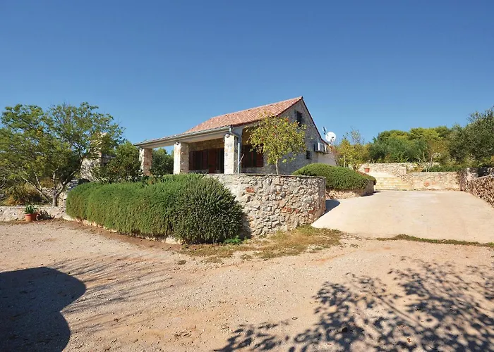Nyaraló 2 Bedroom In Stari Grad